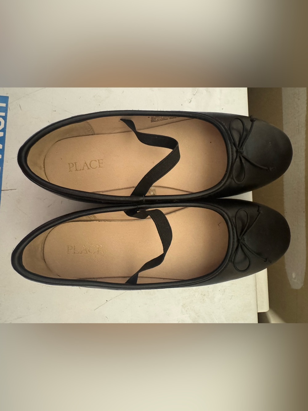 The Children's Place Black Ballet Flats with Elastic Cross Strap